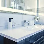 Nobilis - Dhh - 8 Pers - Zentrumsnah - Netflix Appartement